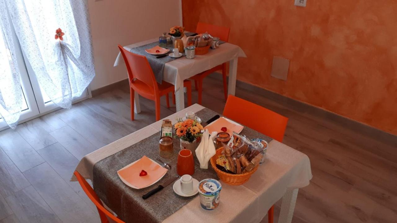 R&B Mediterraneo Bosa Extérieur photo